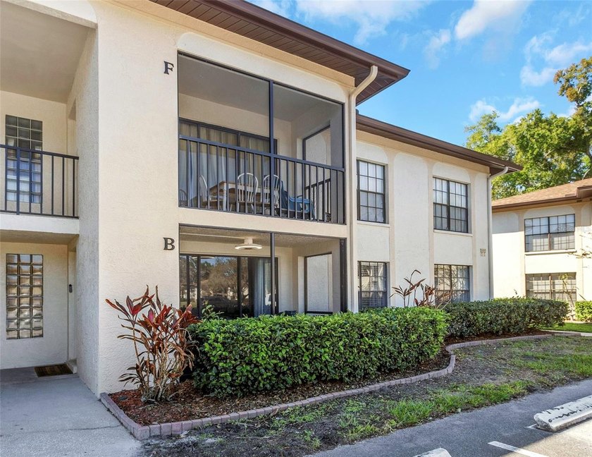 Beautifully updated 2-bedroom, 2-bath first-floor condo located - Beach Condo for sale in Palm Harbor, Florida on Beachhouse.com