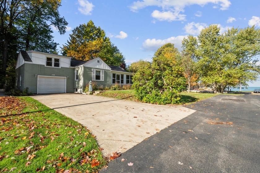 Harborcreek lakefront neighborhood is the location of this 1 1/2 - Beach Home for sale in Erie, Pennsylvania on Beachhouse.com