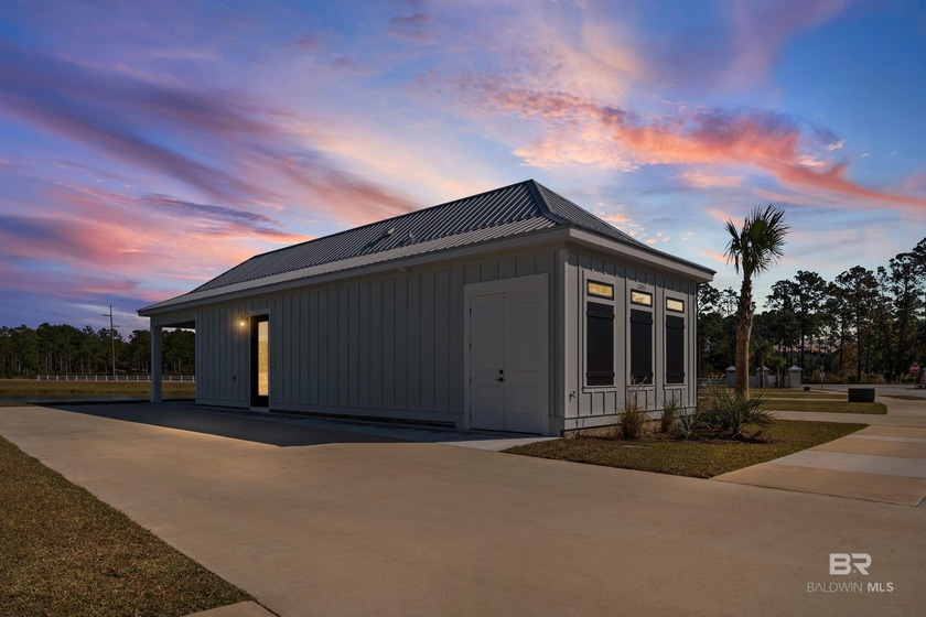 Brand-new Luxury Cottage  in the heart of Gulf Shores offering - Beach Condo for sale in Gulf Shores, Alabama on Beachhouse.com