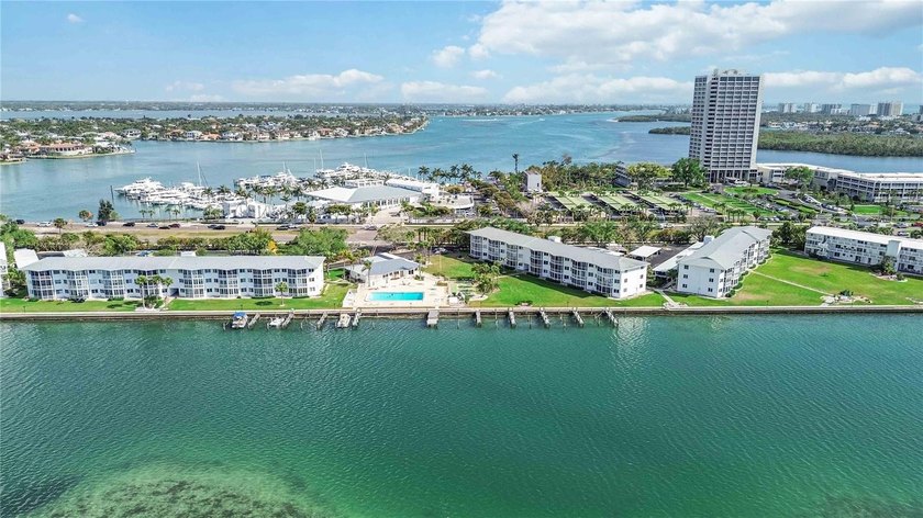One or more photo(s) has been virtually staged. Sarasota Bay is - Beach Condo for sale in Sarasota, Florida on Beachhouse.com