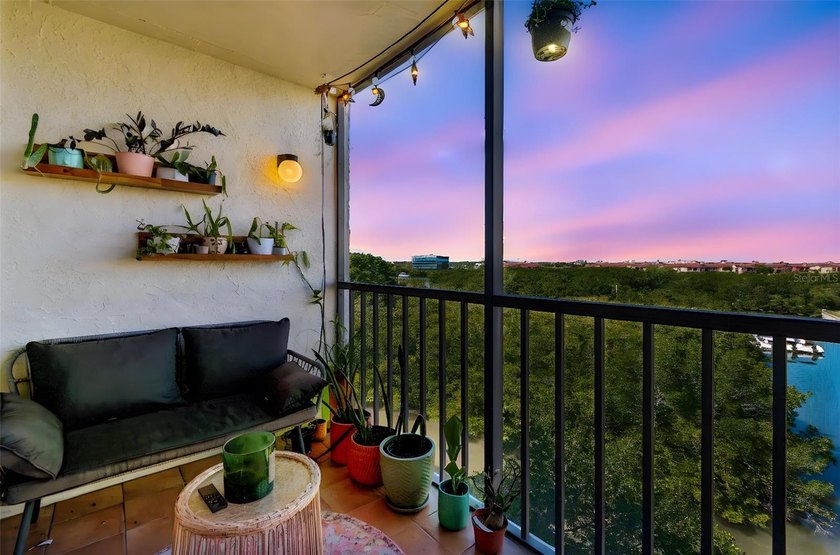 Beautifully updated and furnished Clearwater condo that is Feng - Beach Condo for sale in Clearwater, Florida on Beachhouse.com