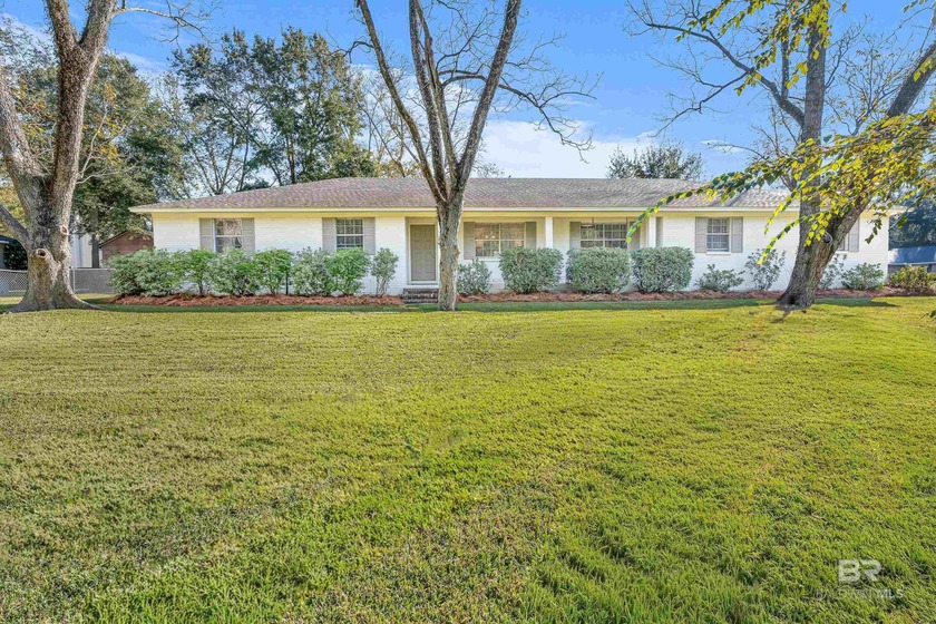 Nestled just half a mile from the vibrant heart of downtown - Beach Home for sale in Fairhope, Alabama on Beachhouse.com