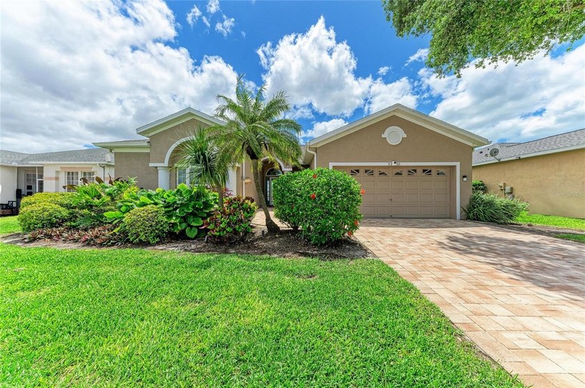 Welcome to Glenn Lakes - this little enclave located just steps - Beach Home for sale in Bradenton, Florida on Beachhouse.com