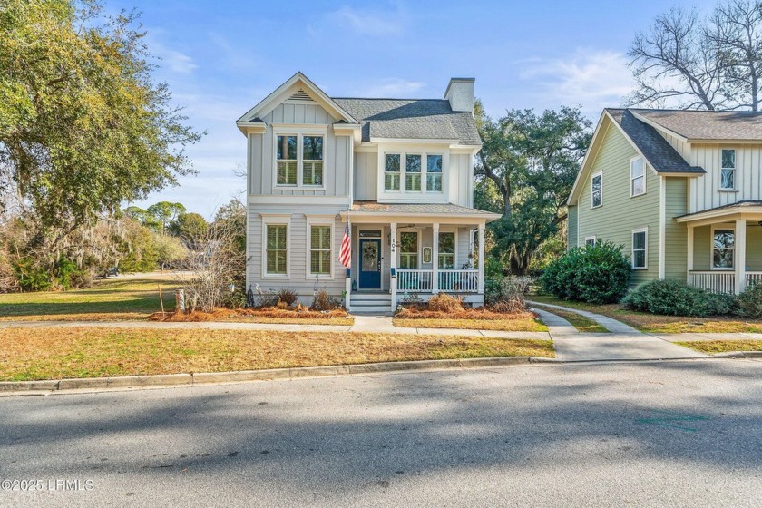 Welcome to this beautiful updated 4-bedroom, 3-bathroom home - Beach Home for sale in Beaufort, South Carolina on Beachhouse.com
