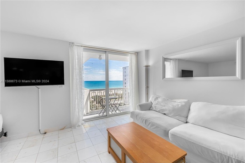 Direct ocean view with balcony and parking! This is the perfect - Beach Condo for sale in Miami Beach, Florida on Beachhouse.com