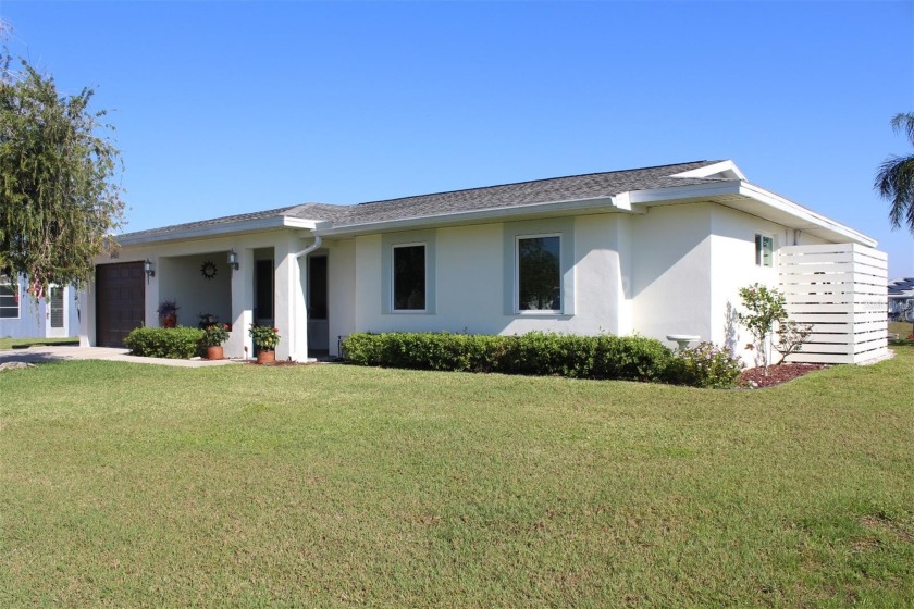 Looking for a waterfront home with GULF ACCESS  for Great - Beach Home for sale in North Port, Florida on Beachhouse.com