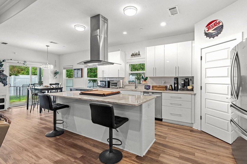 Experience exceptional quality and attention to detail in this - Beach Home for sale in Fort Walton Beach, Florida on Beachhouse.com