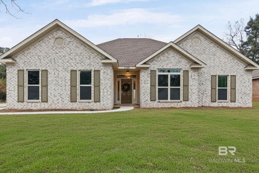 Less than 10 minutes from downtown Fairhope, this recently - Beach Home for sale in Fairhope, Alabama on Beachhouse.com