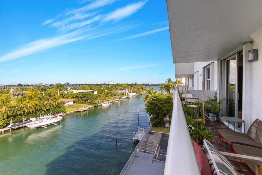 Beautiful apartment in Bay Harbor with direct water views from - Beach Condo for sale in Bay Harbor Islands, Florida on Beachhouse.com