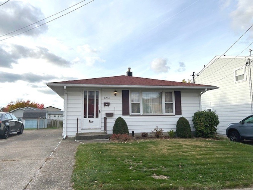 Be sure to see this fully applianced home that's tucked away but - Beach Home for sale in Erie, Pennsylvania on Beachhouse.com