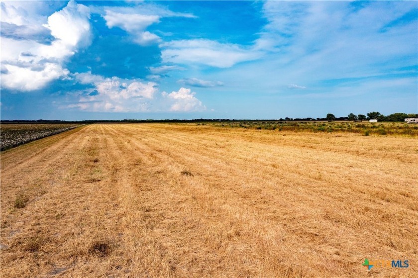 12.05 acres in Calhoun County! Come build your dream home just - Beach Acreage for sale in Port Lavaca, Texas on Beachhouse.com