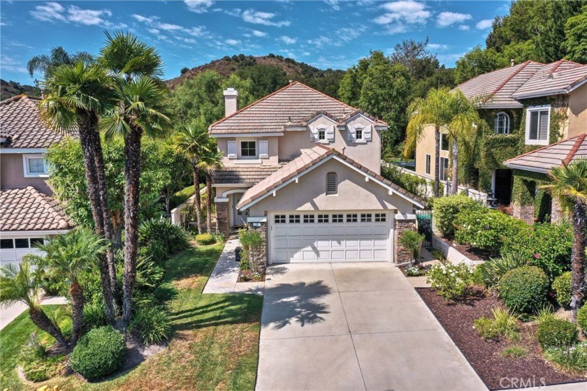 Step into this beautiful turnkey home located in the prestigious - Beach Home for sale in Coto de Caza, California on Beachhouse.com