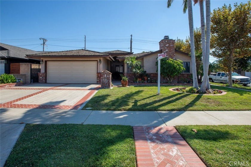 Wow! Wow! Wow! Nice Remodeled Whittier Home Located in a Great - Beach Home for sale in Whittier, California on Beachhouse.com