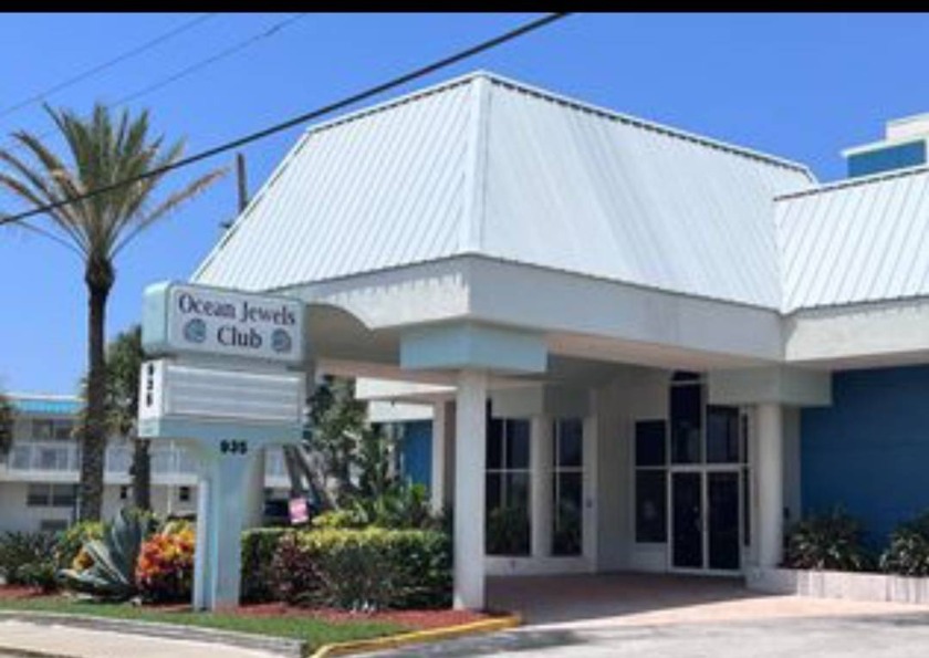 TURN KEY RENTAL $1500 per month long term. Great ROI. Discover - Beach Commercial for sale in Daytona Beach, Florida on Beachhouse.com