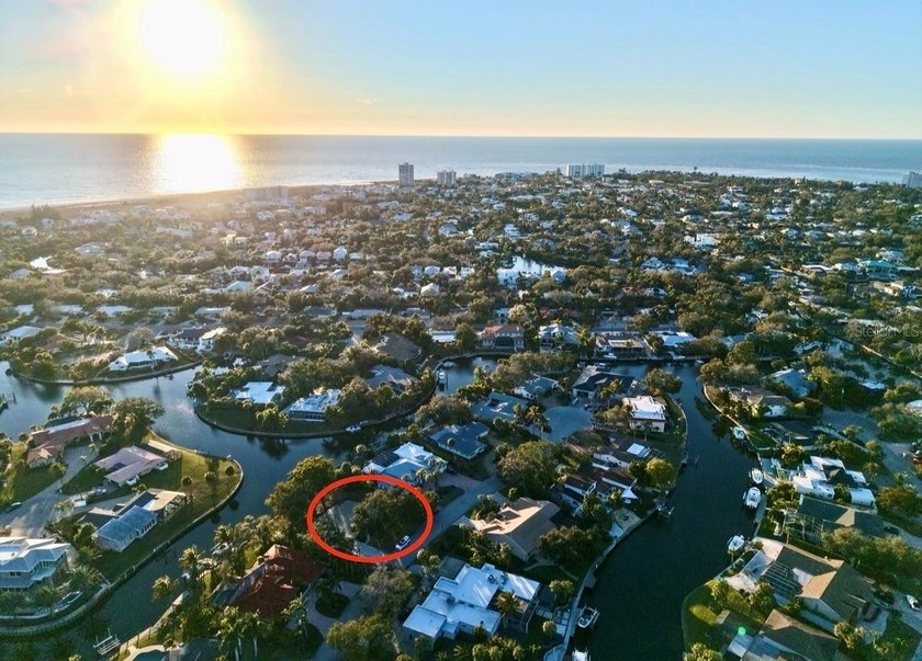 Under contract-accepting backup offers. Discover an exceptional - Beach Lot for sale in Sarasota, Florida on Beachhouse.com