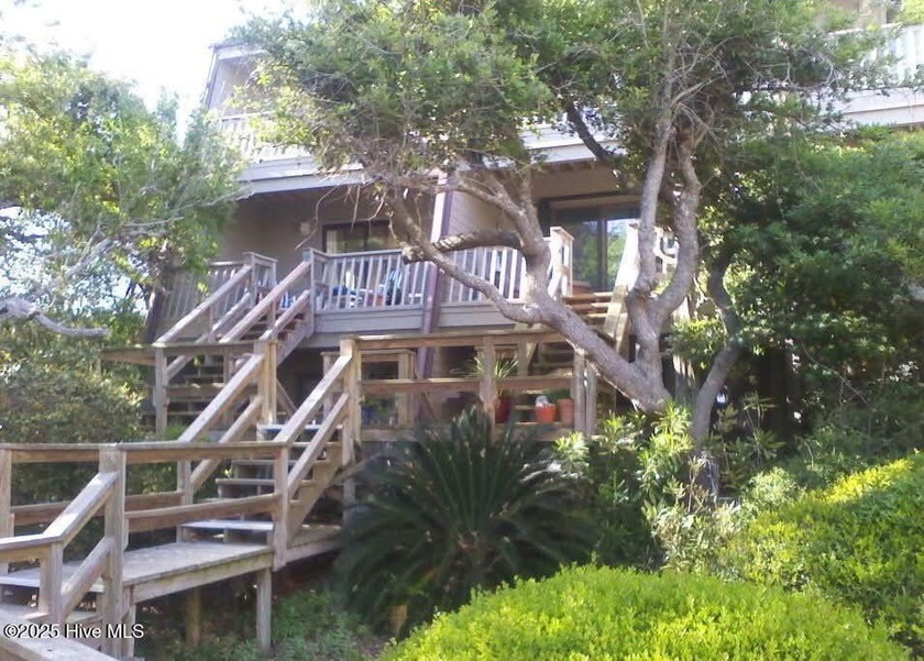 Three Bedrooms + Den: The condo features three private bedrooms - Beach Condo for sale in Pine Knoll Shores, North Carolina on Beachhouse.com