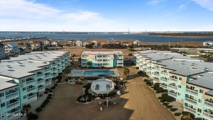 This charming oceanside condo offers comfortable first-floor - Beach Condo for sale in Atlantic Beach, North Carolina on Beachhouse.com