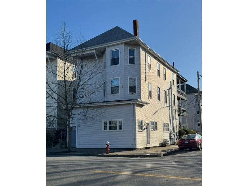 Great investment opportunity in the vibrant South End of New - Beach Home for sale in New Bedford, Massachusetts on Beachhouse.com