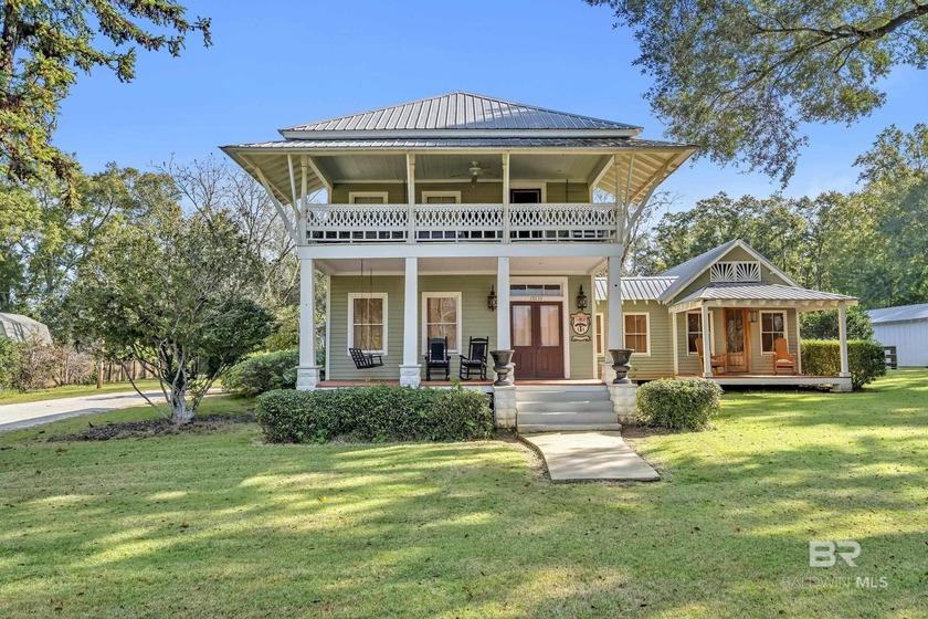 Discover a rare opportunity to own a beautifully restored - Beach Home for sale in Fairhope, Alabama on Beachhouse.com