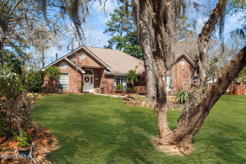 Located in the waterfront community of Battery Shores, this - Beach Home for sale in Beaufort, South Carolina on Beachhouse.com