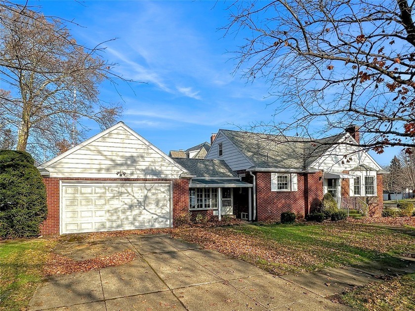 This charming two-bedroom home is located on a desirable corner - Beach Home for sale in Erie, Pennsylvania on Beachhouse.com