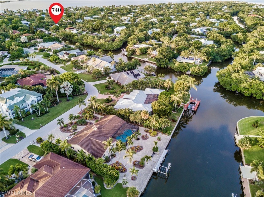 SANIBEL ESTATES with DEEDED BEACH ACCESS! Don't miss this - Beach Home for sale in Sanibel, Florida on Beachhouse.com