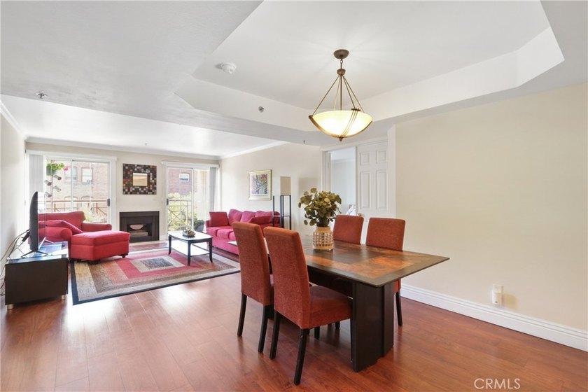 Showcasing an exceptional layout, open-concept design, and - Beach Condo for sale in Long Beach, California on Beachhouse.com