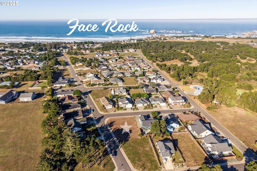 Located just blocks from the beach, this .23-acre corner lot in - Beach Lot for sale in Bandon, Oregon on Beachhouse.com