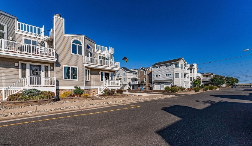 Welcome to this beautifully decorated and fully furnished - Beach Condo for sale in Ocean City, New Jersey on Beachhouse.com