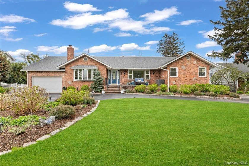 This is Your Golden Opportunity...Rarely do homes become - Beach Home for sale in Bayville, New York on Beachhouse.com