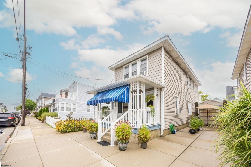 Welcome to 117 N. Princeton Avenue in Ventnor City, NJ. This - Beach Townhome/Townhouse for sale in Ventnor, New Jersey on Beachhouse.com