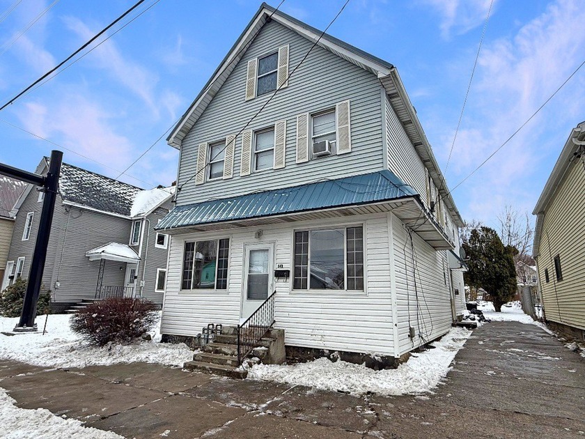 Awesome owner occupied investment opportunity! Two 3 bedroom - Beach Home for sale in Erie, Pennsylvania on Beachhouse.com