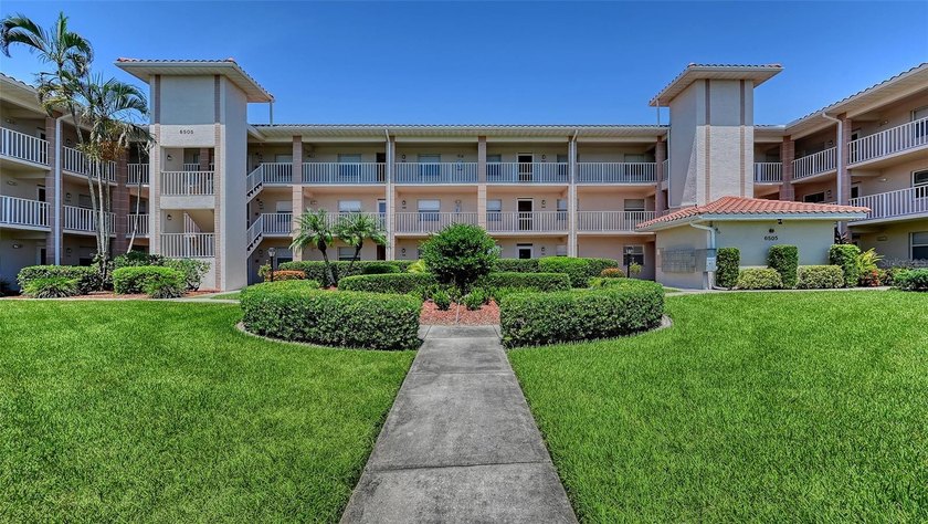 TURN-KEY FURNISHED! This meticulously updated second-floor condo - Beach Condo for sale in Bradenton, Florida on Beachhouse.com
