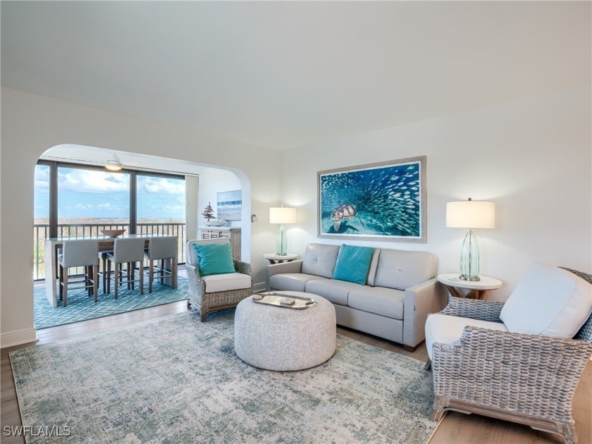 COVETED GEM! A beautifully appointed top-floor, corner-unit - Beach Condo for sale in Captiva, Florida on Beachhouse.com