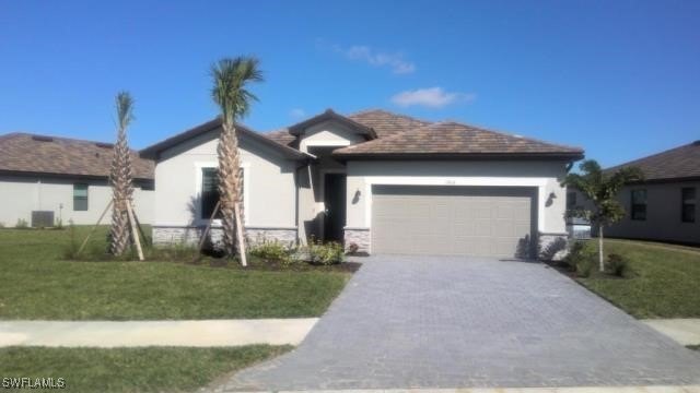 VERY MOTIVATED SELLER!!!! WHY WAIT TO BUILD -- OVERSIZED HOME - Beach Home for sale in Fort Myers, Florida on Beachhouse.com