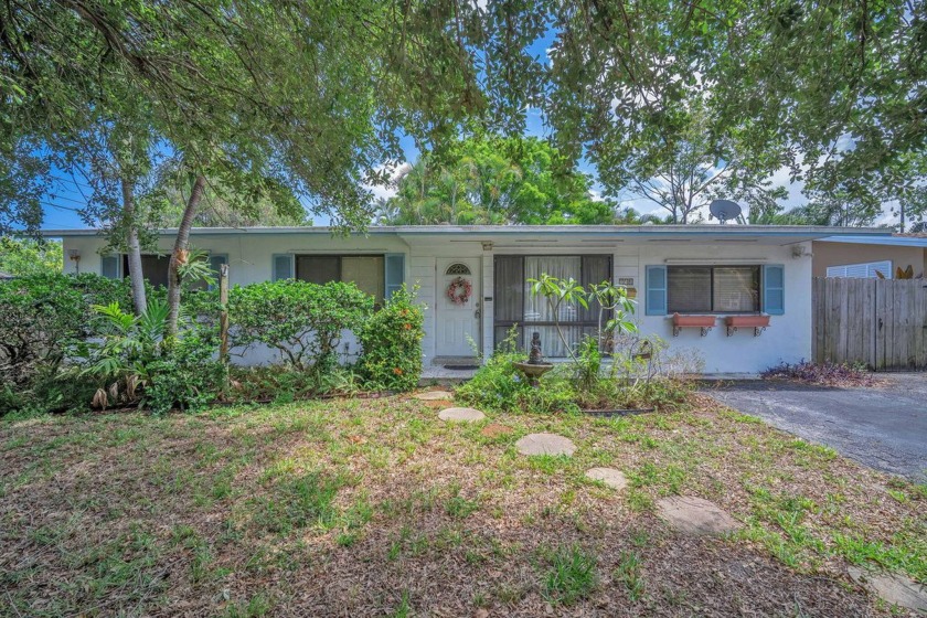Charming 3-bed, 2-bath home in East Pompano Beach, just minutes - Beach Home for sale in Pompano Beach, Florida on Beachhouse.com