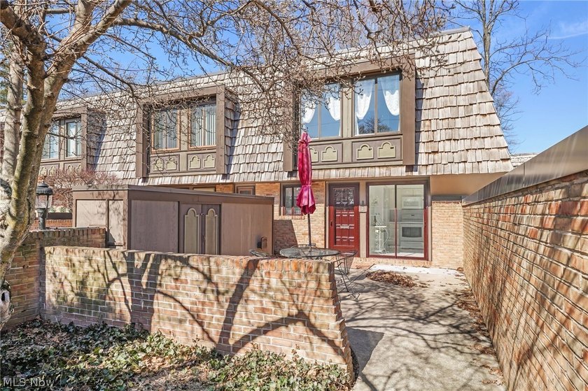 Welcome to 1110 By-The-Shores Drive #4 in Huron, a beautifully - Beach Condo for sale in Huron, Ohio on Beachhouse.com