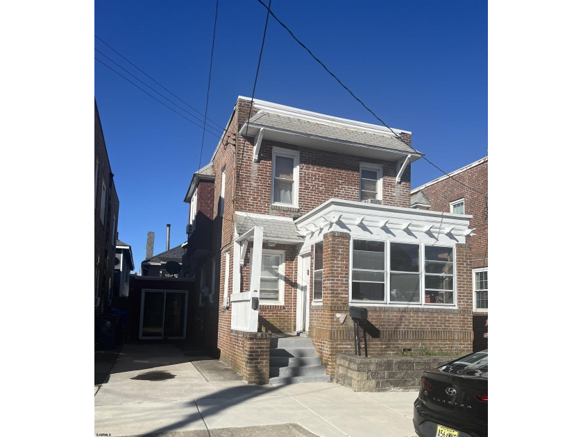 This tenant occupied duplex is located in the heart of Ventnor - Beach Townhome/Townhouse for sale in Ventnor, New Jersey on Beachhouse.com