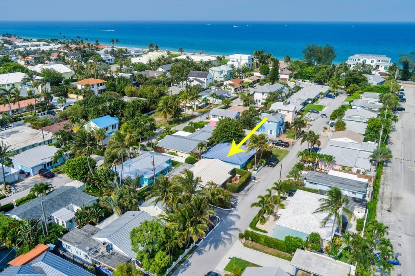 Located east of A1A and just a short walk to the beach. Solid - Beach Home for sale in Boynton Beach, Florida on Beachhouse.com