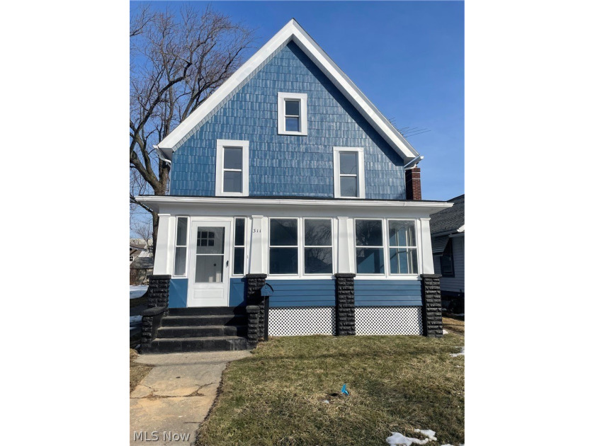 Updated 3/4 Bedroom 2.5 Bathroom 3 Level SFH! Find space - Beach Home for sale in Fairport Harbor, Ohio on Beachhouse.com