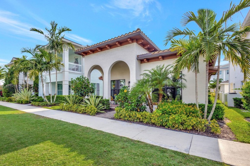 Gorgeous One Story Luxury Home in Highly Desirable Alton - Beach Home for sale in Palm Beach Gardens, Florida on Beachhouse.com