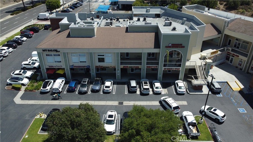 Turnkey hair salon opportunity in the heart of Mission Viejo, CA - Beach Commercial for sale in Mission Viejo, California on Beachhouse.com