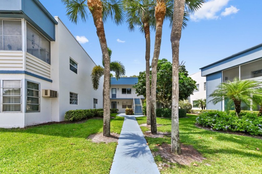 Enjoy breathtaking golf course and water views from this - Beach Condo for sale in Delray Beach, Florida on Beachhouse.com