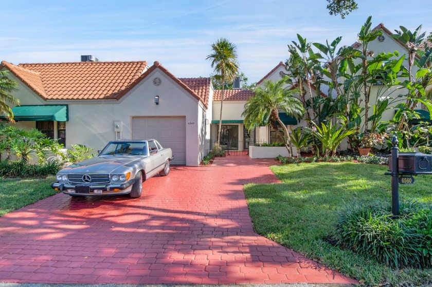 Step inside this beautifully upgraded 3-bedroom, 2-bath townhome - Beach Townhome/Townhouse for sale in Boca Raton, Florida on Beachhouse.com