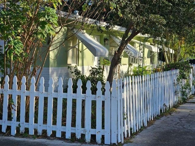 CONCRETE BLOCK STRUCTURE ZONED DUPLEX  CURRENTLY RENTED BOTH - Beach Home for sale in West Palm Beach, Florida on Beachhouse.com
