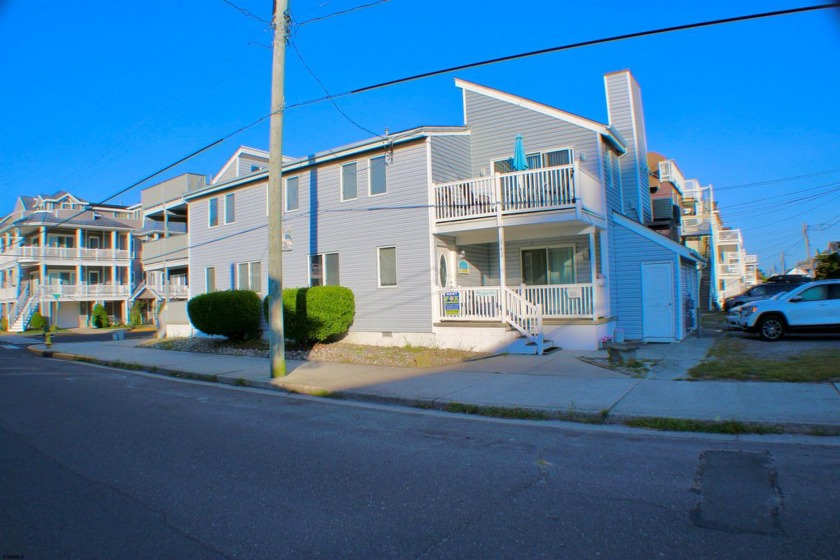 Just Listed & 342 Corinthian Avenue! Your BEACH HOUSE awaits - Beach Condo for sale in Ocean City, New Jersey on Beachhouse.com