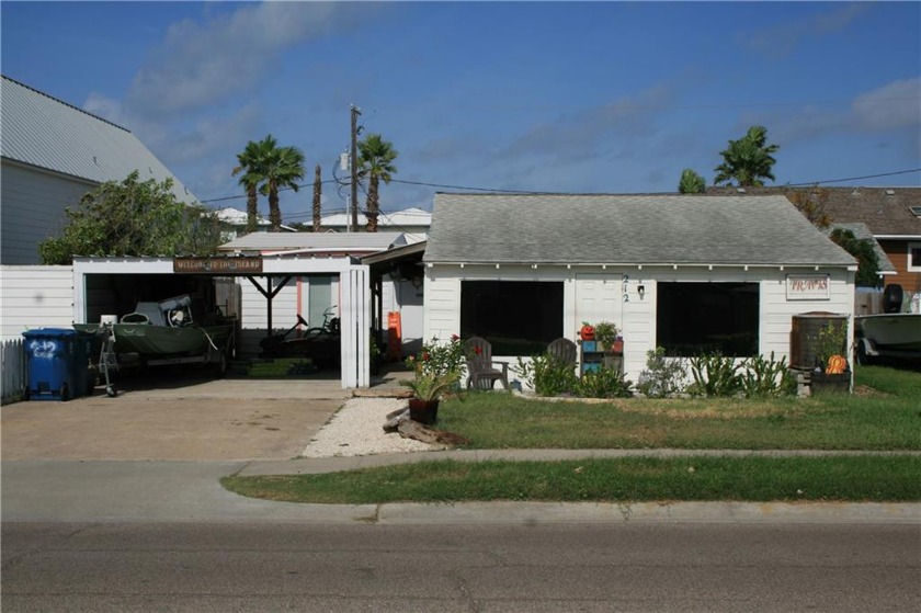 212 S. Station.  Old Town location with 3 dwellings on one lot - Beach Home for sale in Port Aransas, Texas on Beachhouse.com