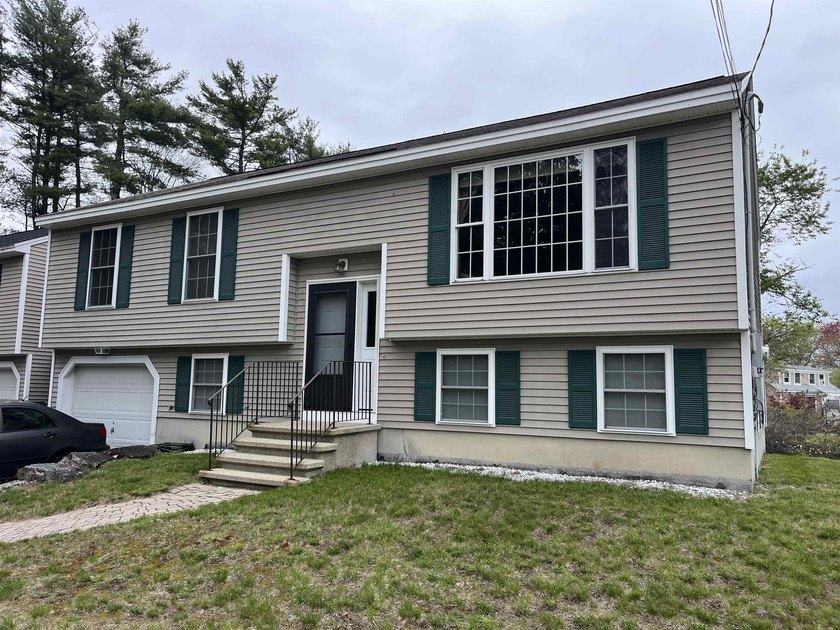Great opportunity to be close to the beach!!! 1 mile away from - Beach Condo for sale in Seabrook, New Hampshire on Beachhouse.com