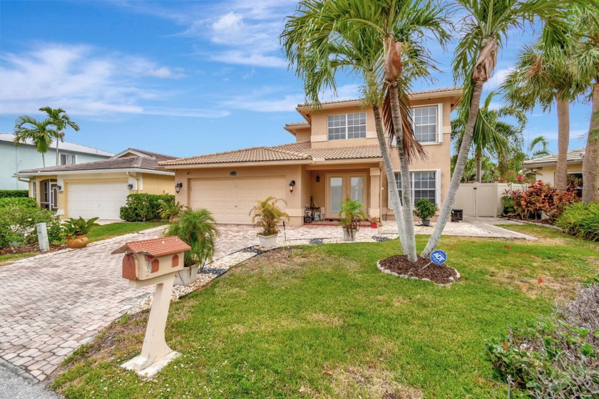 This two-story home has both comfort and luxury living, boasting - Beach Home for sale in Delray Beach, Florida on Beachhouse.com