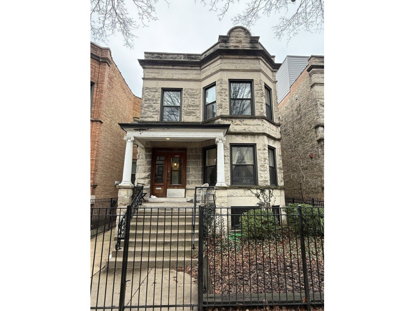 Well-maintained brick 2-flat with full basement on a 3,750 sq ft - Beach Home for sale in Chicago, Illinois on Beachhouse.com